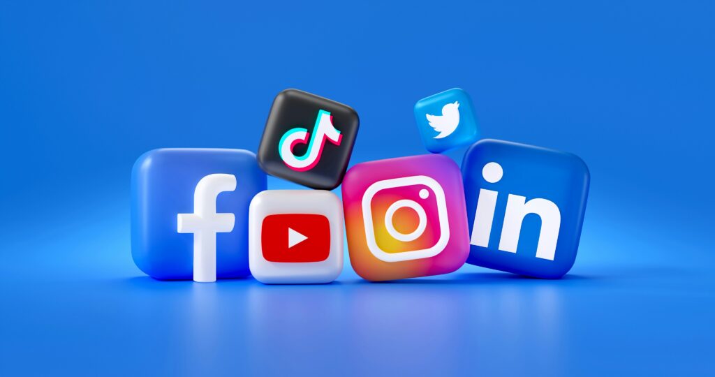 how social media trends